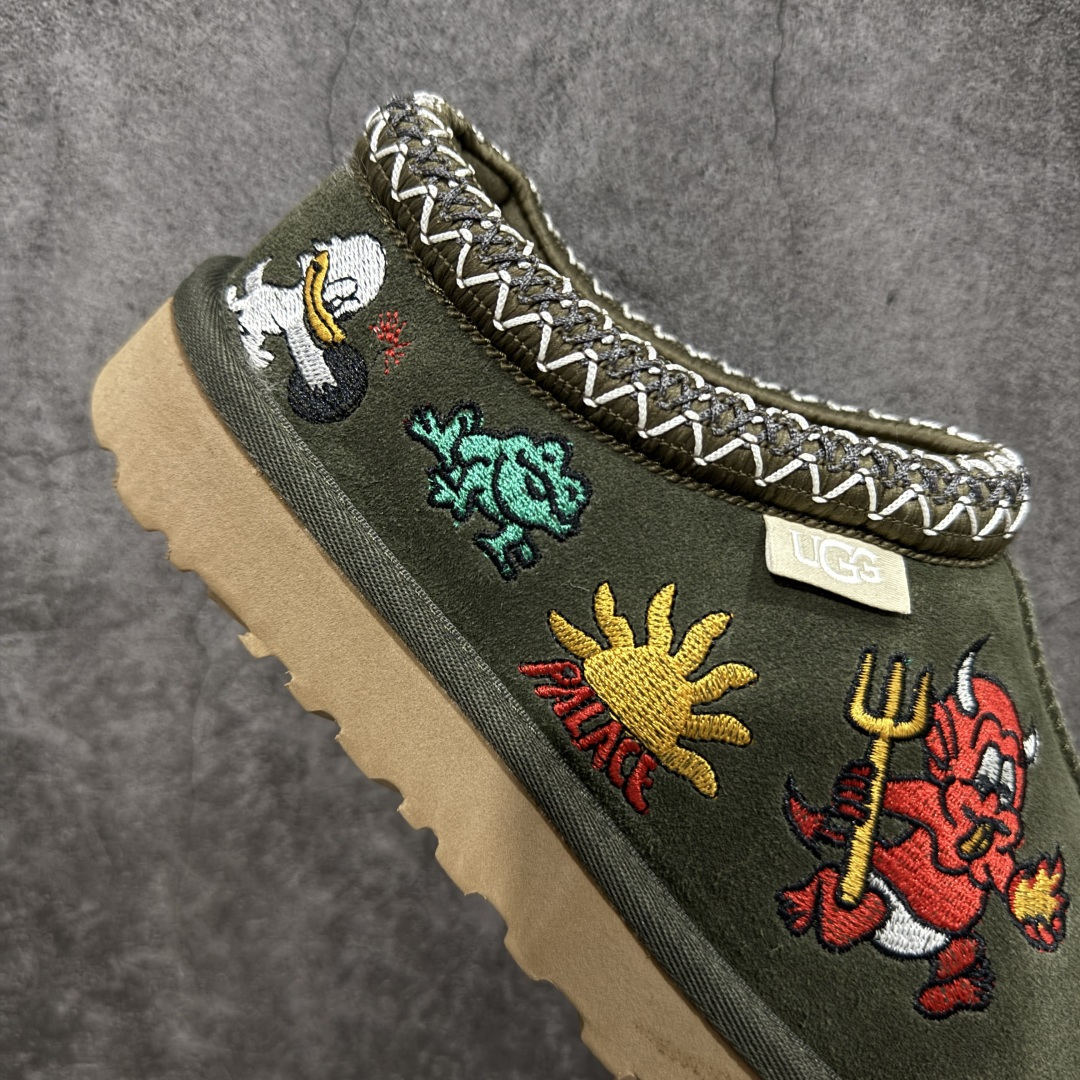 图片[7]-【莞产纯原】PALACE x UGG 7290 Tasman 小恶魔联名款柔软舒适低帮生活休闲鞋 男女同款 秋冬羊皮毛一体雪地靴 全鞋采用ZP同厂 隆丰A级澳洲进口羊皮毛一体 品牌代工厂生产线 完全遵循ZP工艺流程 代工厂原厂版师 秉承无原鞋不开发选择 注重每一处细节 市面最正版型 尺码：35 36 37 38 39 40 41 42 43 44 45-选品中心