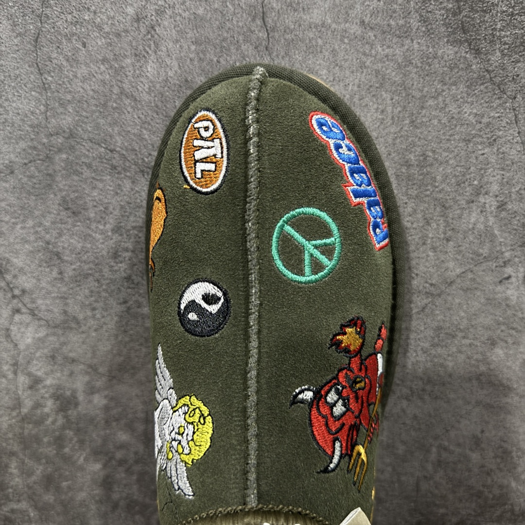 图片[5]-【莞产纯原】PALACE x UGG 7290 Tasman 小恶魔联名款柔软舒适低帮生活休闲鞋 男女同款 秋冬羊皮毛一体雪地靴 全鞋采用ZP同厂 隆丰A级澳洲进口羊皮毛一体 品牌代工厂生产线 完全遵循ZP工艺流程 代工厂原厂版师 秉承无原鞋不开发选择 注重每一处细节 市面最正版型 尺码：35 36 37 38 39 40 41 42 43 44 45-选品中心