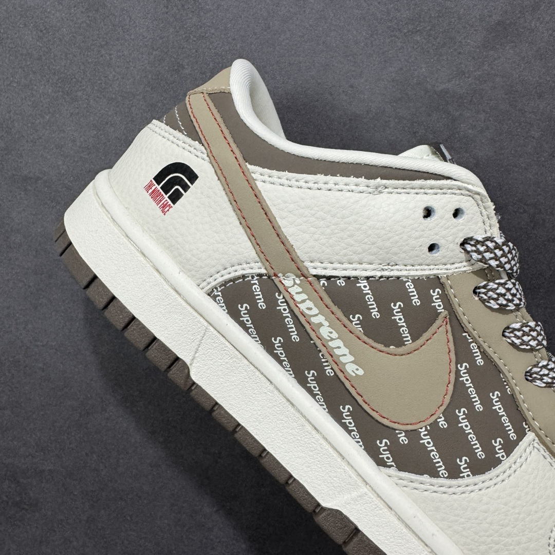 图片[6]-【定制版】NK SB Dunk Low“北面联名——米浅棕” 周年高端定制 低帮休闲板鞋 定制鞋盒 大厂纯原品质出货 超高清洁度 皮料切割干净无任何毛边 细节完美 货号：DG1988-012 尺码： 36 36.5 37.5 38 38.5 39 40 40.5 41 42 42.5 43 44 44.5 45 编码：HXSB330340-选品中心