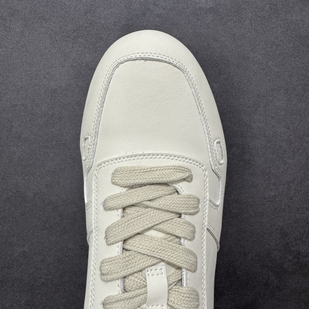 图片[8]-【广东纯原版本】RICK OWENS / RO Minimal Sneaker 瑞克欧文斯小牛绒面革 圆头系带低帮生活休闲鞋 广东大厂出品 原版购入开发 采用全头层小牛皮，散发出品质与独特设计的高级光芒。每一寸的小牛皮，都是奢华的代名词，触感柔软，充满贵族气息。这不仅仅是一款材质，更是对时尚品位的完美追求。搭配你的潮流穿搭，瞬间让整体品质提升。 鞋面：原版定制进口反绒皮➕粒面小牛皮 内里：进口丝绸羊皮 大底：原版开模橡胶大底 尺码：36-45-选品中心