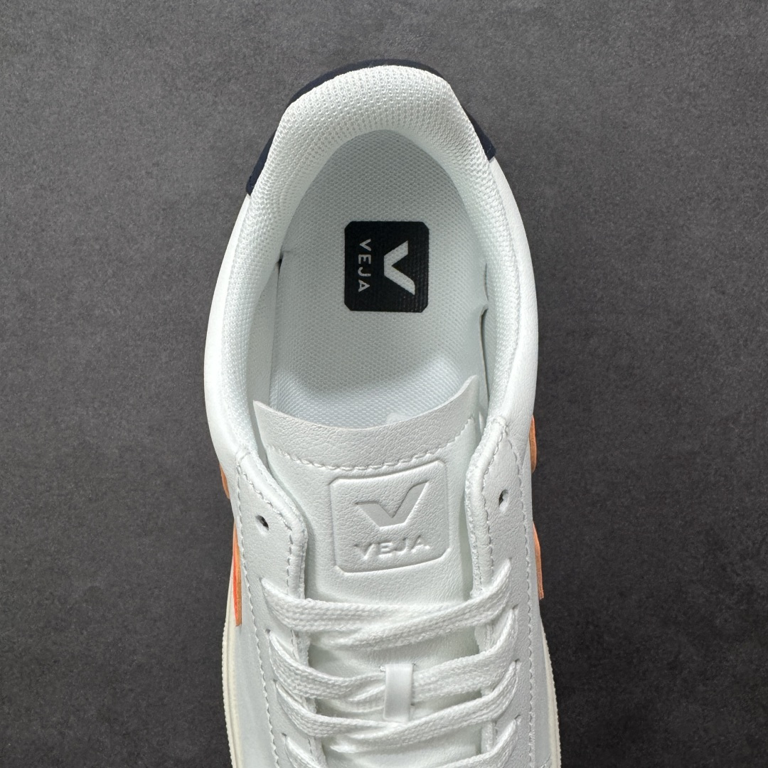 图片[7]-【福利特价】veja Recife Logo CHROMEFREE LEA 法国小众品牌Veja小白鞋 经典小板鞋 增高且有型 妥妥的通勤之王 VEJA始终以绿色地球和低碳运动为宗旨 品牌的所有单品也均用环保材料制作 始终以行动承担对环境的责任 此款VEJA 男女款情侣运动鞋 采用透气皮革鞋面 时尚简约 轻薄舒适 货号： CP052195 尺码： 36-45没半码-选品中心