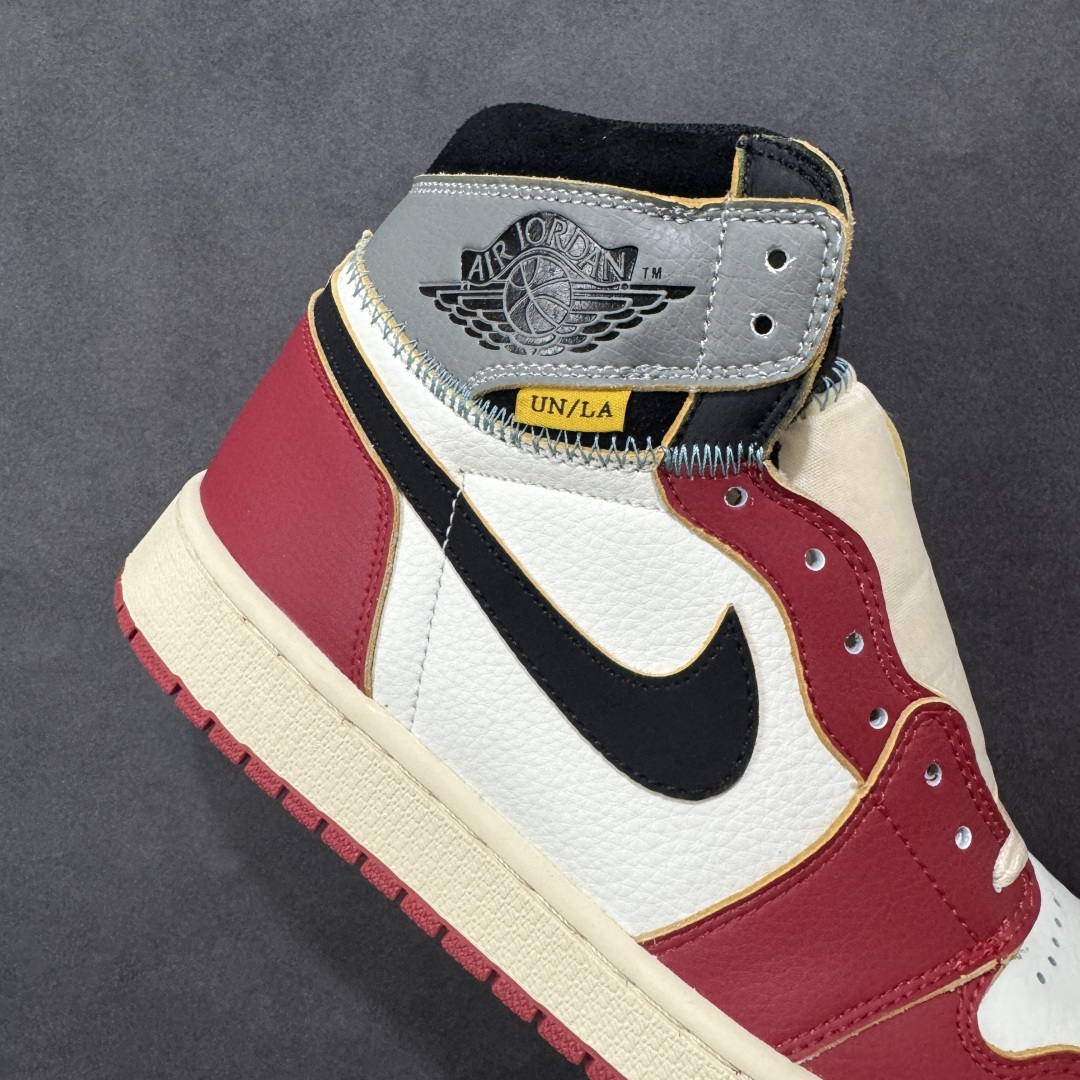 图片[6]-【公司级】Fragment Design x Union x Jordan Air Jordan 1 Retro High Og Nrg 三方联名款 牛皮 舒适 防滑 高帮 复古篮球鞋 男女同款 Air Jordan 1于1985年推出，是耐克第一双以乔丹名字命名的篮球鞋，正是这双鞋，开启了一个时代。Air Jordan 1外形的灵感来自于在当年风靡一时的AirForce 1，同时降低中底厚度，减轻重量，增加贴地感，并采用了后掌Air Sole气垫和最经典的飞翼Logo来自于当时的Nike创意总监Peter Moore。 货号：HV8563-600 尺码：36 36.5 37.5 38 38.5 39 40 40.5 41 42 42.5 43 44 44.5 45 46 47.5 编码：YBB210220-选品中心