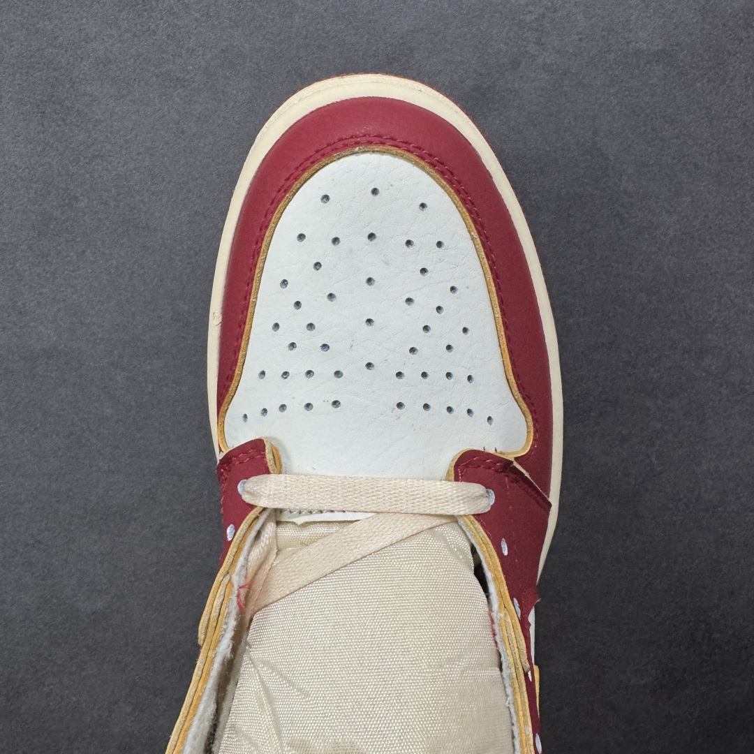 图片[8]-【公司级】Fragment Design x Union x Jordan Air Jordan 1 Retro High Og Nrg 三方联名款 牛皮 舒适 防滑 高帮 复古篮球鞋 男女同款 Air Jordan 1于1985年推出，是耐克第一双以乔丹名字命名的篮球鞋，正是这双鞋，开启了一个时代。Air Jordan 1外形的灵感来自于在当年风靡一时的AirForce 1，同时降低中底厚度，减轻重量，增加贴地感，并采用了后掌Air Sole气垫和最经典的飞翼Logo来自于当时的Nike创意总监Peter Moore。 货号：HV8563-600 尺码：36 36.5 37.5 38 38.5 39 40 40.5 41 42 42.5 43 44 44.5 45 46 47.5 编码：YBB210220-选品中心
