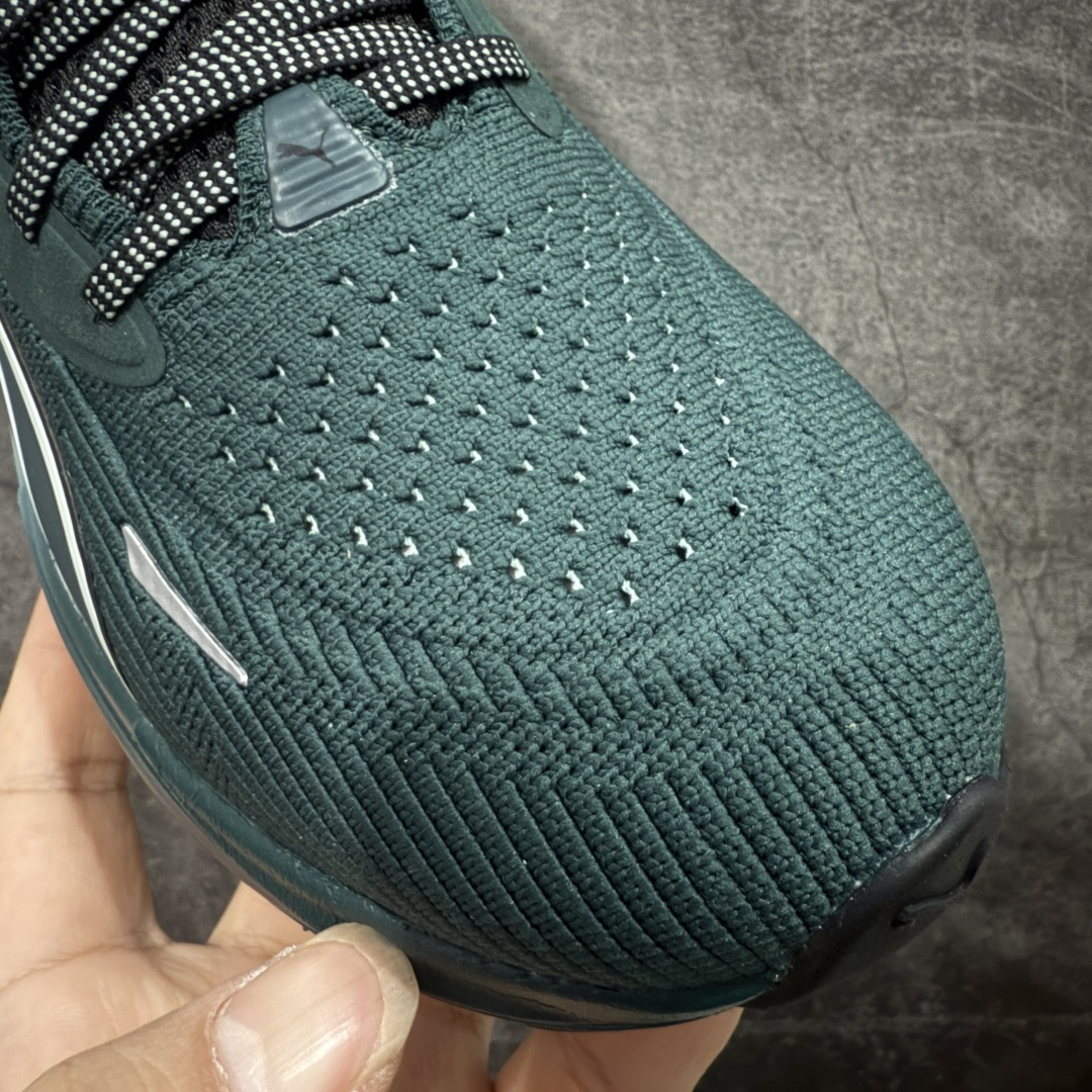 图片[5]-【纯原版】彪马彪破3 PUMA MAGNIFY NITRO 3代 PUMA跑鞋为跑步蓄 能，功能性和美观性兼备。搭载 PUMA NITRO 氮气中底，具备轻量与高缓冲回弹特性，打造柔软舒适脚感。以简约流畅的线条勾勒 PUMA 跑道，为鞋款增添一抹灵动气质。 鞋面 采用轻量化高弹织物鞋面，上脚透气舒适包覆，还确保了耐穿性和支撑性助力急速畅跑 中底 超临界NITRO氮气中底结合厚底轮廓舒适缓震，提供能力反馈，轻便柔软 跑步通勤皆可 鞋侧 PUMA 流线型跑道以明亮色彩呈现，勾勒活力运动美学 外底 采用 PUMAGRIP橡胶大底，止滑耐磨赋予跑者灵活自如的运动体验 货号 311046-07 尺码 36 37 37.5 38 38.5 39 40 40.5 41 42 42.5 43 44 44.5 45-选品中心