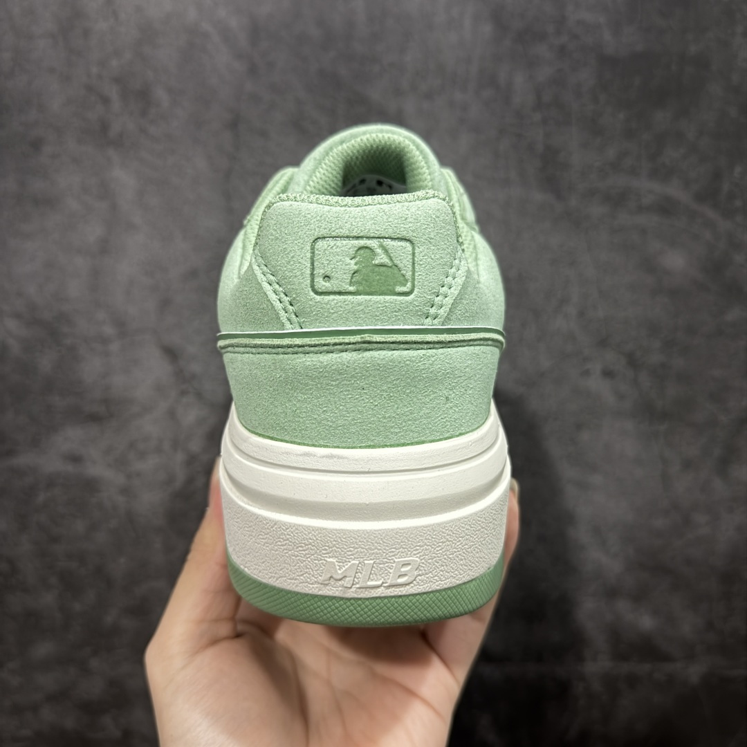 图片[4]-【公司级】韩国洋基队NY大标潮流老爹鞋 MLB小白鞋市面上唯一顶级纯原版本 原材料打造 原楦原档案数据开发版型 完美鞋头弧度/后套收口效果🆚市面文案版本‼️ 原厂立体填充鞋舌海绵 中底注胶孔原数据开发模具大底 原厂转印标 保证不掉字 内增高6cm 原厂1：1模具开发 原厂进口纳米材质 原厂 全套手提袋 原盒雷射防伪标包装 天猫订单品质 官网尺码 35-45-选品中心