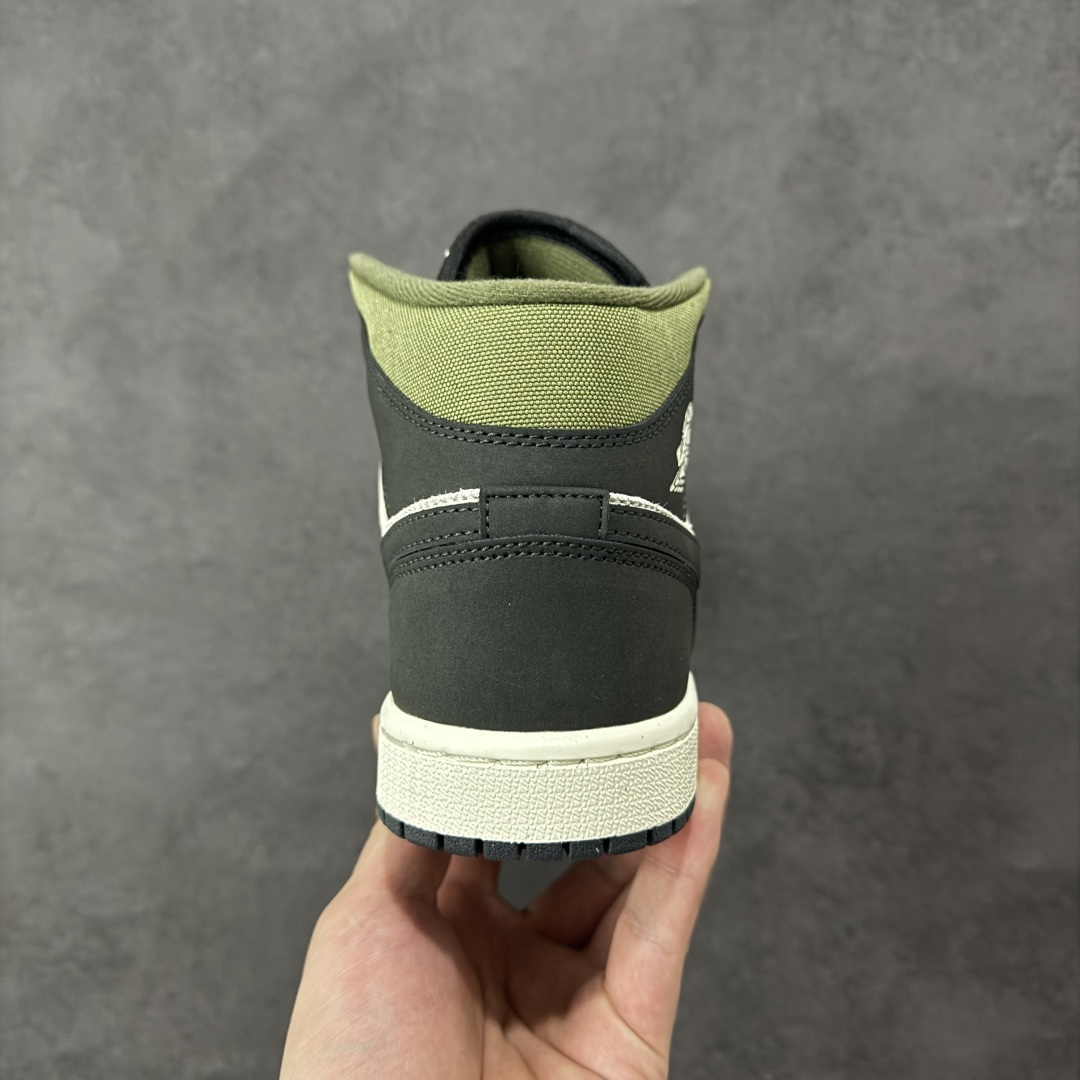 图片[4]-【纯原K版】Air Jordan AJ1 Mid 中帮 黑白绿 HV4091-102 原厂内置全掌气垫 A模大底 头层小牛皮 鞋舌AJ原厂专用牛津布+AJ专用反口珍珠布+原厂无杂质高弹内里海棉 特殊封边弹力鞋带 全网唯一头层牛皮 原鞋开模 拒绝公底 购置公司同步原材料 原汁原味 忠于原版‼️ 尺码：36 36.5 37.5 38 38.5 39 40 40.5 41 42 42.5 43 44 44.5 45 46 47.5-选品中心