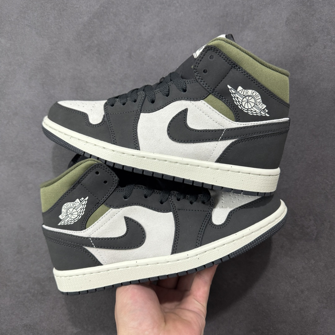 图片[9]-【纯原K版】Air Jordan AJ1 Mid 中帮 黑白绿 HV4091-102 原厂内置全掌气垫 A模大底 头层小牛皮 鞋舌AJ原厂专用牛津布+AJ专用反口珍珠布+原厂无杂质高弹内里海棉 特殊封边弹力鞋带 全网唯一头层牛皮 原鞋开模 拒绝公底 购置公司同步原材料 原汁原味 忠于原版‼️ 尺码：36 36.5 37.5 38 38.5 39 40 40.5 41 42 42.5 43 44 44.5 45 46 47.5-选品中心