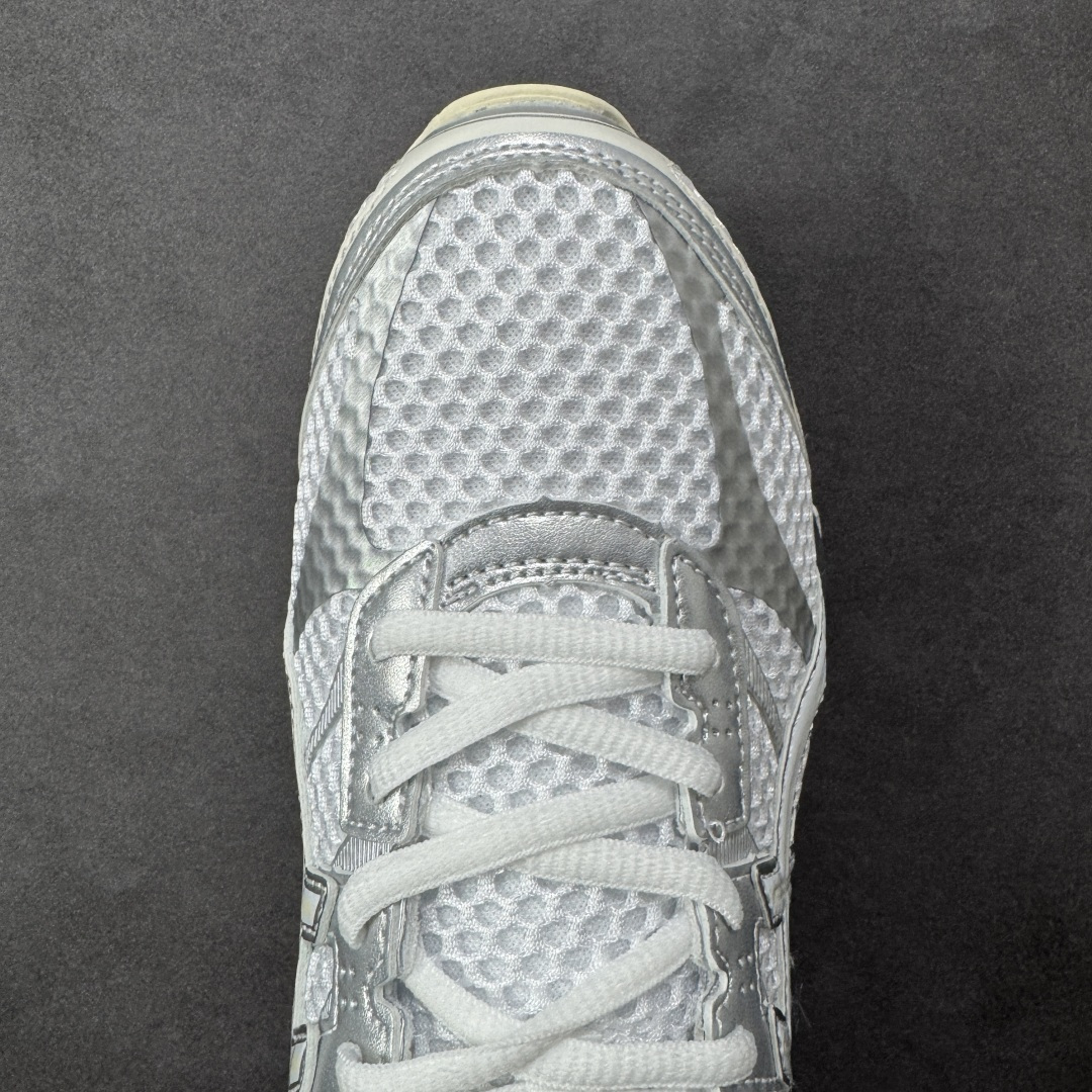 【纯原】Asics Gel-Cumulus 16亚瑟士复古时尚缓震运动跑步鞋鞋面采用无缝线工程网眼设计，