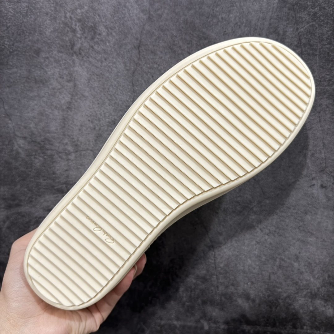 图片[9]-【XC2.0升级版】Rick Owens Vintage Low-Top Sneakers RO低帮系列暗黑高街经典增高休闲运动厚底板鞋 米白皮面 原厂皮批次上线 无需任何文案吹嘘！货硬就是王道！ 独家购入2025最新原鞋开发！重新调整最新批次细节！ 升级采用原厂粒面小牛皮打造！同步官方配备同规格材料布袋！标配原盒 加固硬盒外套 高标准出货！ PS：退换布袋丢失扣20 请知悉！ 尺码：38-45-选品中心