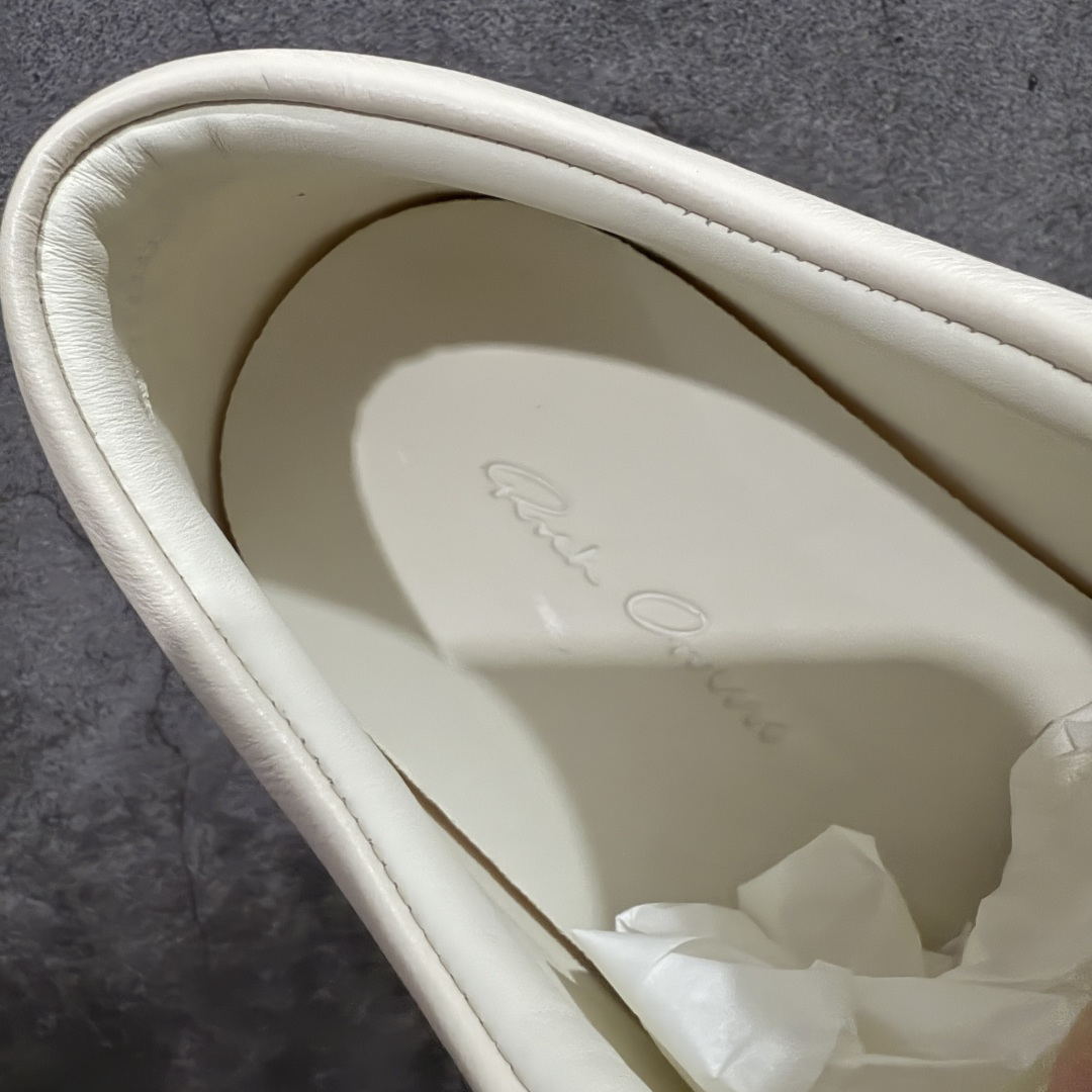 图片[8]-【XC2.0升级版】Rick Owens Vintage Low-Top Sneakers RO低帮系列暗黑高街经典增高休闲运动厚底板鞋 米白皮面 原厂皮批次上线 无需任何文案吹嘘！货硬就是王道！ 独家购入2025最新原鞋开发！重新调整最新批次细节！ 升级采用原厂粒面小牛皮打造！同步官方配备同规格材料布袋！标配原盒 加固硬盒外套 高标准出货！ PS：退换布袋丢失扣20 请知悉！ 尺码：38-45-选品中心