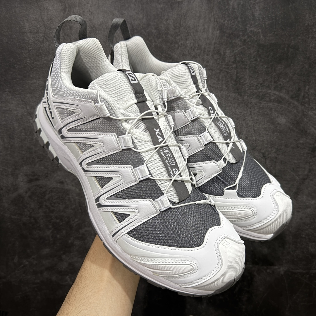 【666版本】SALOMON 萨洛蒙 XA PRO 3D 户外运动 网布减震防滑透气 低帮跑步鞋 男女同款 白灰渐变 472457 全新品质 巅峰之作 所有配色均购物原版拆解1:1开发 原材料打造 非市场公版便宜货 私模大底 清洁度比市场所有版本都高 全套原纸板楦头开发 原厂网布配套 确保原汁原味 完美呈现版型 原档数据独家私模五层组合大底 男女鞋同步官方开发至46 原装Ortholite轻量化鞋垫 中底布带钢印编号 原厂TPU锁扣 进口港宝加持 后跟自然饱满 还原公司包裹性 鞋面采用SENSIFT贴合技术 全方位贴合包裹脚型 鞋跟部鞋底牵引设计 提供强大的抓地性能 更适应野外崎岖不平的道路 其3D ADVANCED CHASSIS底盘 材料轻量大化 钉齿设计更具稳定性 防护性 鞋底易磨损区运用CONTAGRIP高耐磨材料 应对城市硬质路面长距离跑考验 尺码:36 36.5 37.5 38 38.5 39 40 40.5 41 42 42.5 43 44 45 46-选品中心