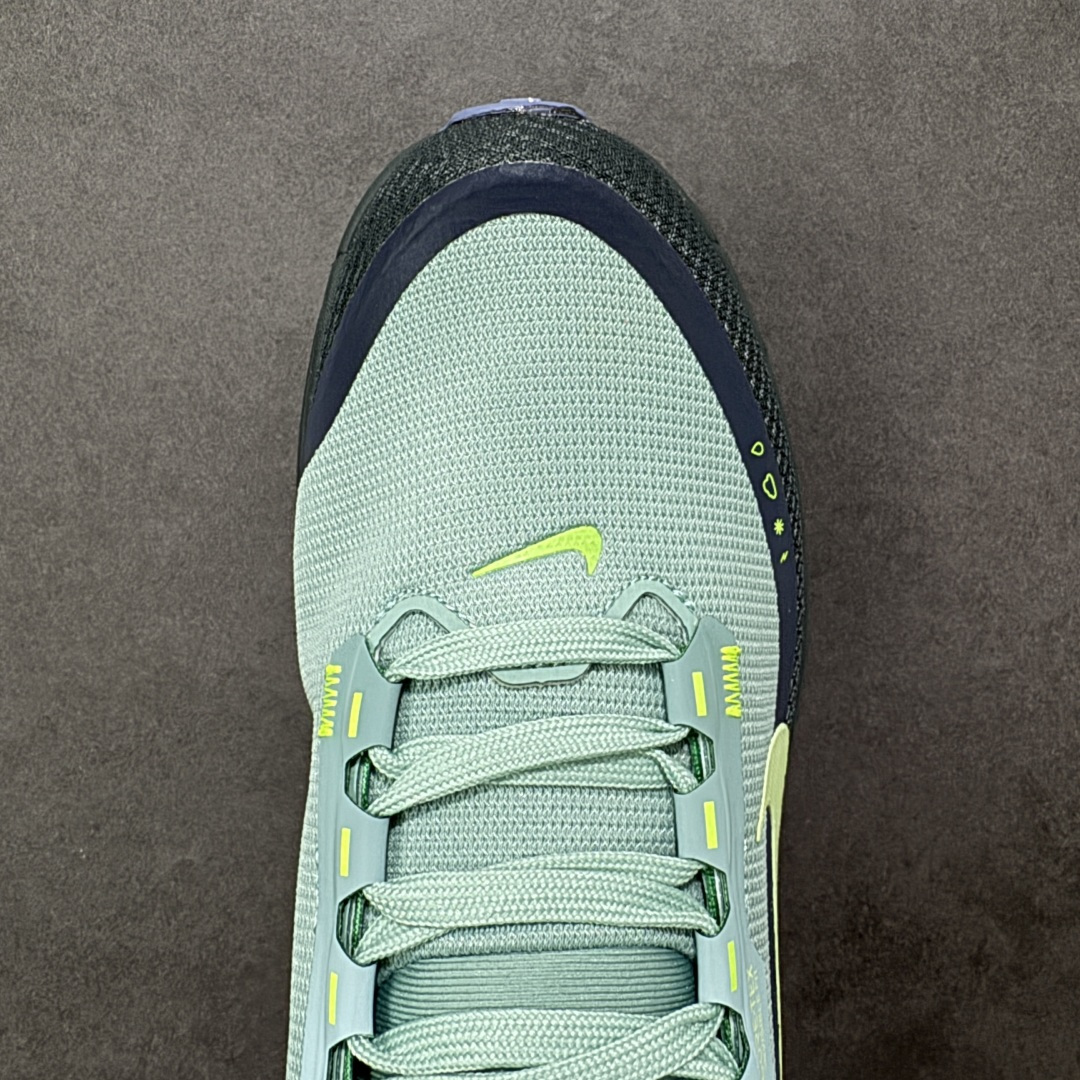 图片[8]-【公司级】Nike VOMERO 18 GTX 耐克 舒适减震防滑 低帮跑步鞋 全掌ReactX泡绵中底 前掌和后跟还配备了Air Zoom气垫单元 据说跑起来更快更舒适哦 这次最大的升级点 首次引入了ReactX泡绵 货号： HQ7001-300 尺码：40-45-选品中心