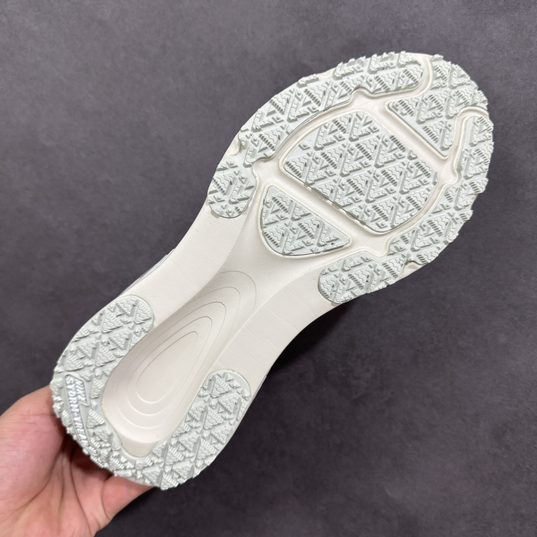 图片[9]-【公司级】Nike VOMERO 18 GTX 耐克 舒适减震防滑 低帮跑步鞋 全掌ReactX泡绵中底 前掌和后跟还配备了Air Zoom气垫单元 据说跑起来更快更舒适哦 这次最大的升级点 首次引入了ReactX泡绵 货号： HQ7001-003 尺码：40-45-选品中心