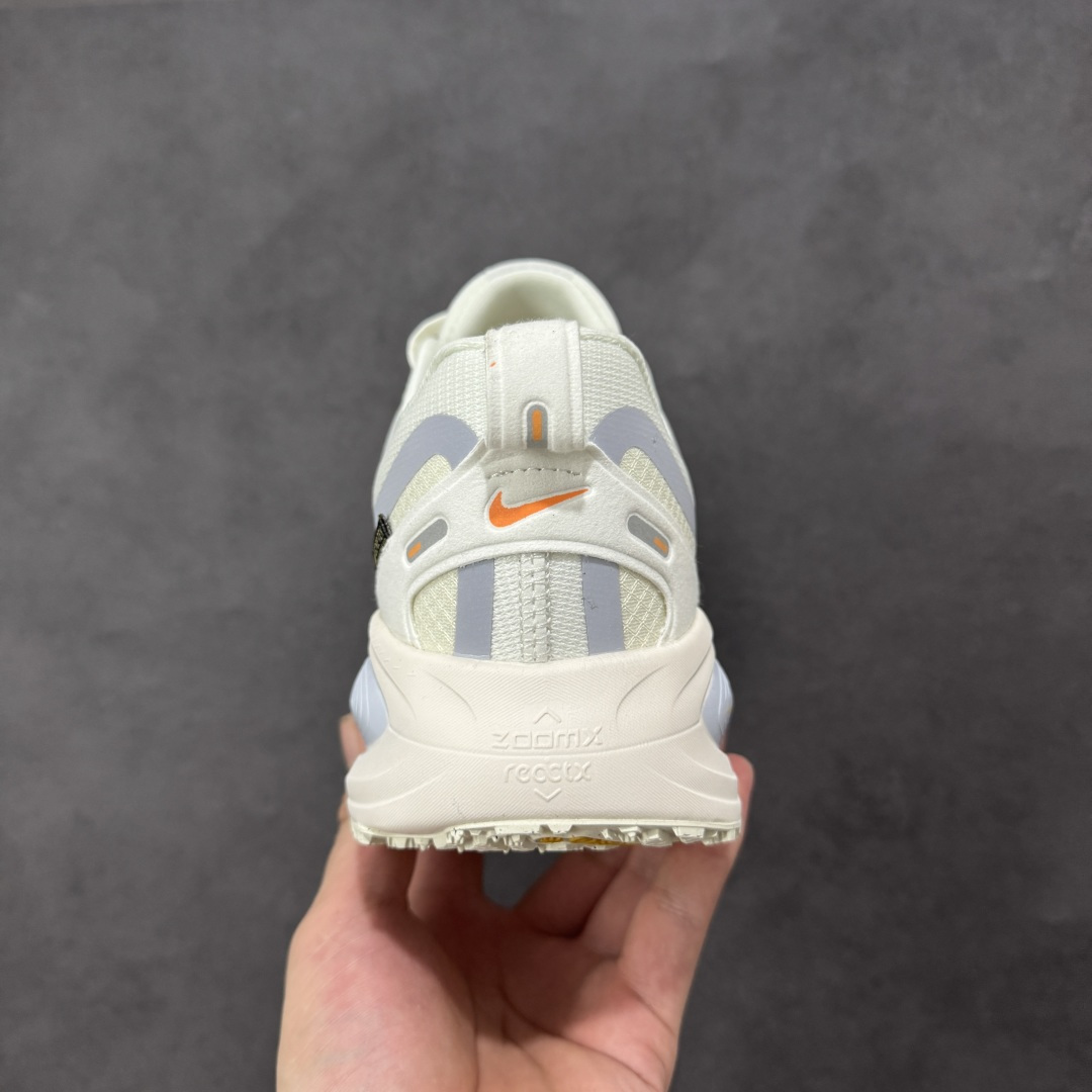 图片[4]-【公司级】Nike VOMERO 18 GTX 耐克 舒适减震防滑 低帮跑步鞋 全掌ReactX泡绵中底 前掌和后跟还配备了Air Zoom气垫单元 据说跑起来更快更舒适哦 这次最大的升级点 首次引入了ReactX泡绵 货号： HQ7002-100 尺码：40-45-选品中心
