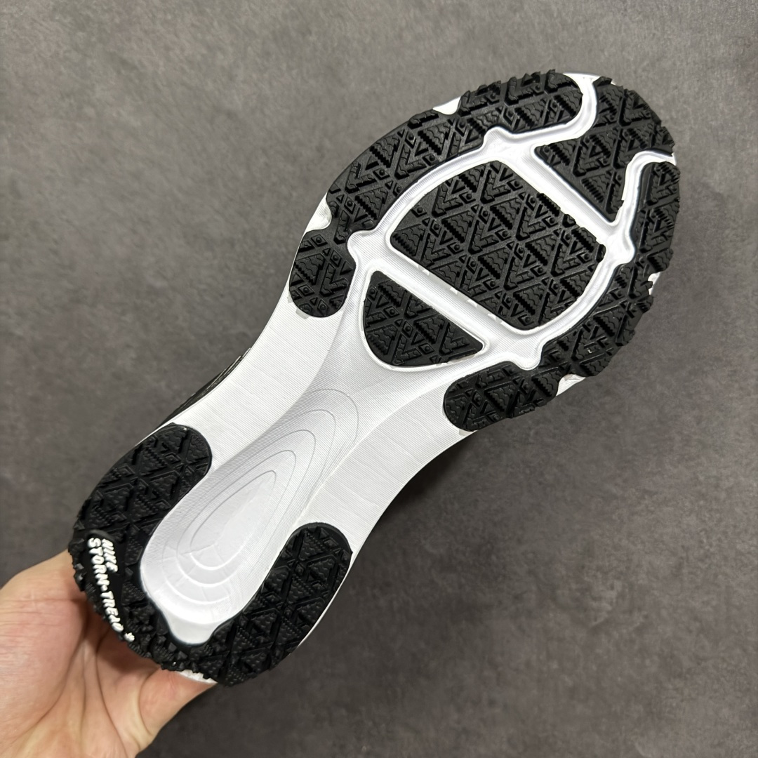 图片[9]-【公司级】Nike VOMERO 18 GTX 耐克 舒适减震防滑 低帮跑步鞋 全掌ReactX泡绵中底 前掌和后跟还配备了Air Zoom气垫单元 据说跑起来更快更舒适哦 这次最大的升级点 首次引入了ReactX泡绵 货号： HQ7002-002 尺码：40-45-选品中心