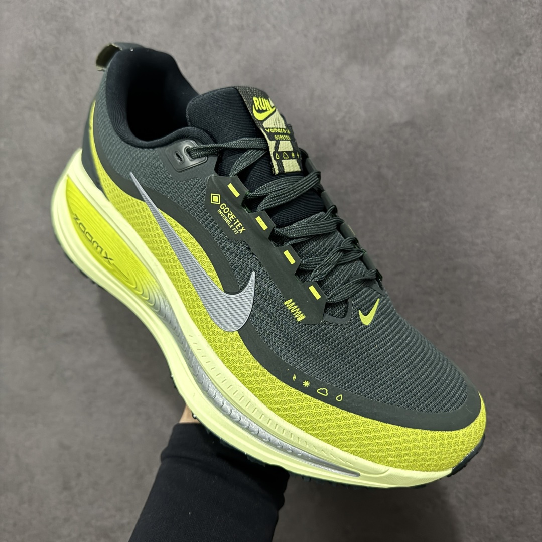 图片[3]-【公司级】Nike VOMERO 18 GTX 耐克 舒适减震防滑 低帮跑步鞋 全掌ReactX泡绵中底 前掌和后跟还配备了Air Zoom气垫单元 据说跑起来更快更舒适哦 这次最大的升级点 首次引入了ReactX泡绵 货号： HQ7002-300 尺码：40-45-选品中心