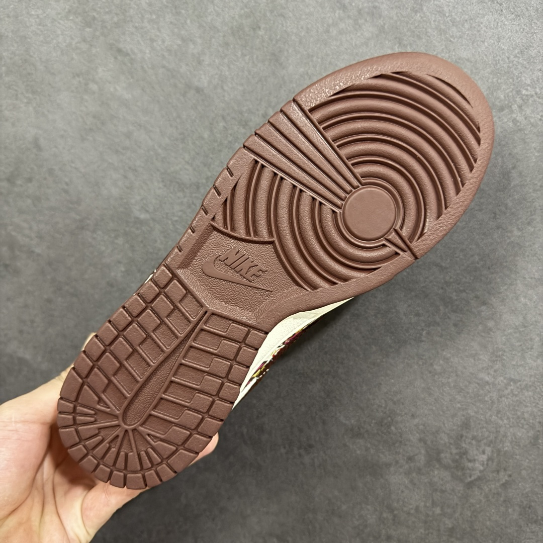 【纯原】Nike SB Dunk Low “迪奥联名——涂鸦米酒红勾” 高端定制 低帮休闲板鞋 定制鞋盒