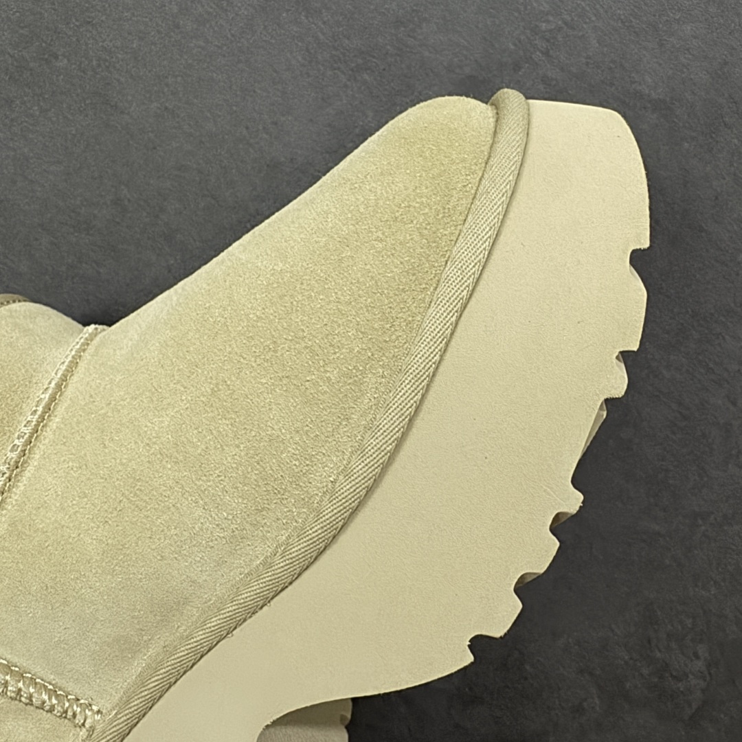 图片[5]-【莞产X1版本】全网最齐ugg130个配色市面顶级版本 UGG8311 短款鱼人坡跟5cm厚底羊皮毛一体雪地靴女款 广州外贸大厂生产鞋头到鞋垫真羊皮毛一体独立外盒包装芯片带防水工艺区别市面任何版本 5cm厚底独立原版开发大底羊绒鞋垫冬季保暖外出家居都是很适合的选择进年uug推出款式系列局部偏向年轻消费者喜好也走到时尚潮流穿搭的前沿鞋身材质防泼水涂层翻毛皮鞋面17毫米UGGPURE™植入式羊毛内底轻便防滑舒适橡胶外底带有品牌LOGO商标带全套包装 尺码：353637383940-选品中心