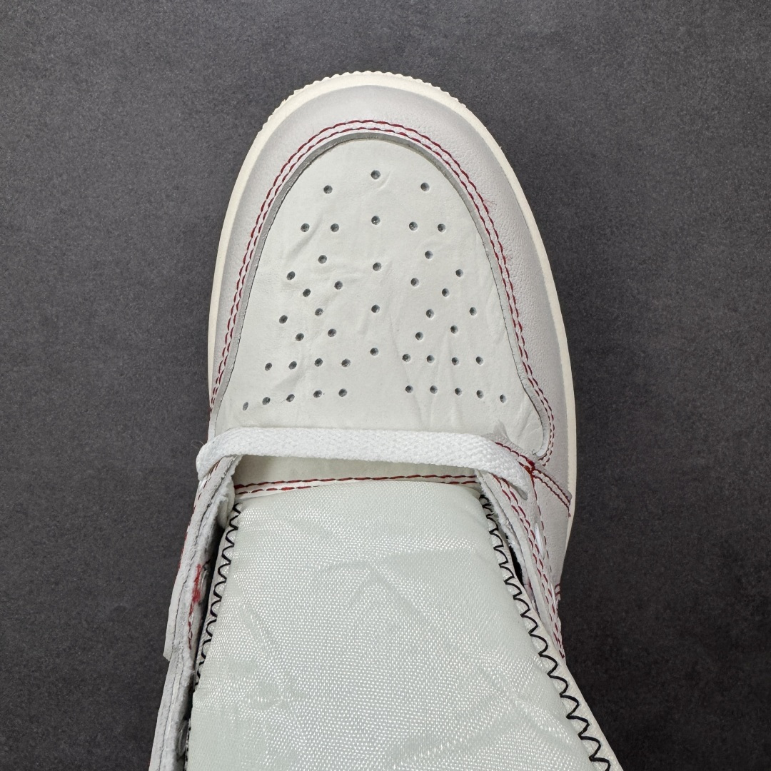 图片[8]-【公司级头层版】Air Jordan 1 High OG 高帮 白棕 AJ1 乔丹1代 aj1 乔1 高邦 金人吊牌 乔丹篮球鞋系列555088-160 采用正确头层皮组合荔枝纹头层皮革鞋面材质 中底注胶孔及缜密中底拉帮工艺 内置气垫及耐磨橡胶大底 尺码：36-47.5-选品中心