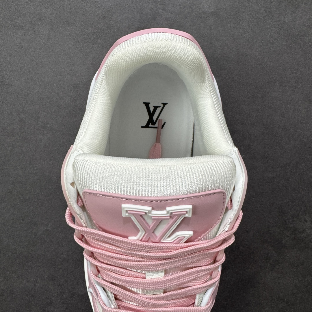 图片[7]-【广东纯原版本】LV Run Away 运动鞋 拼接 Epi 牛皮革和 Monogram 压纹粒面牛皮革，再现传统跑鞋的灵感启发。楔形外底延续标志性设计，品牌字母和标识分饰鞋舌和鞋后。Monogram 压纹粒面牛皮革和 Epi 牛皮革橡胶外底 尺码：35-45 编码：FJB390400-选品中心