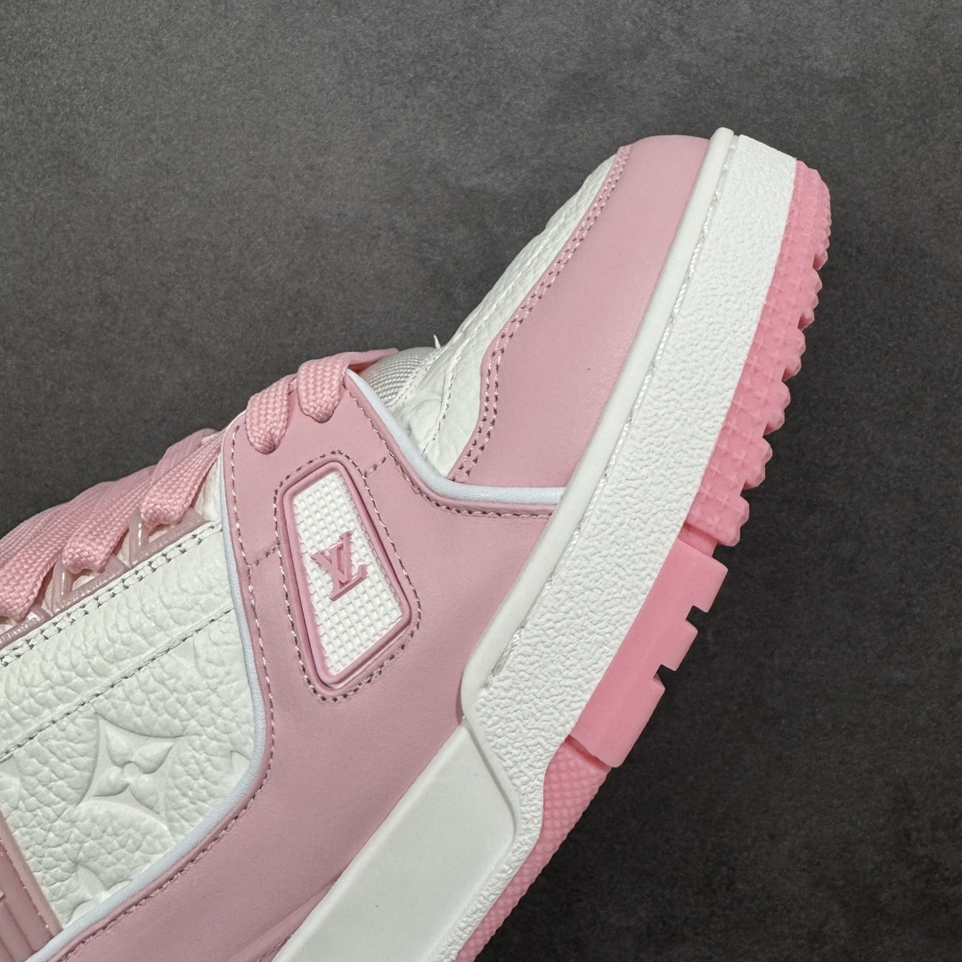 图片[5]-【广东纯原版本】LV Run Away 运动鞋 拼接 Epi 牛皮革和 Monogram 压纹粒面牛皮革，再现传统跑鞋的灵感启发。楔形外底延续标志性设计，品牌字母和标识分饰鞋舌和鞋后。Monogram 压纹粒面牛皮革和 Epi 牛皮革橡胶外底 尺码：35-45 编码：FJB390400-选品中心