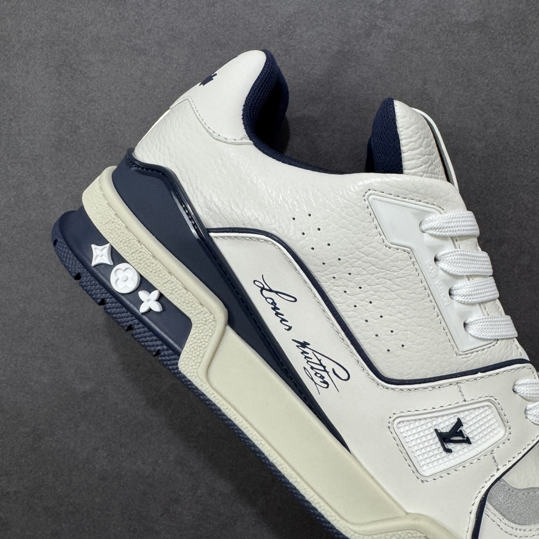 图片[6]-【广东纯原版本】LV Run Away 运动鞋 拼接 Epi 牛皮革和 Monogram 压纹粒面牛皮革，再现传统跑鞋的灵感启发。楔形外底延续标志性设计，品牌字母和标识分饰鞋舌和鞋后。Monogram 压纹粒面牛皮革和 Epi 牛皮革橡胶外底 尺码：35-45 编码：FJB390400-选品中心