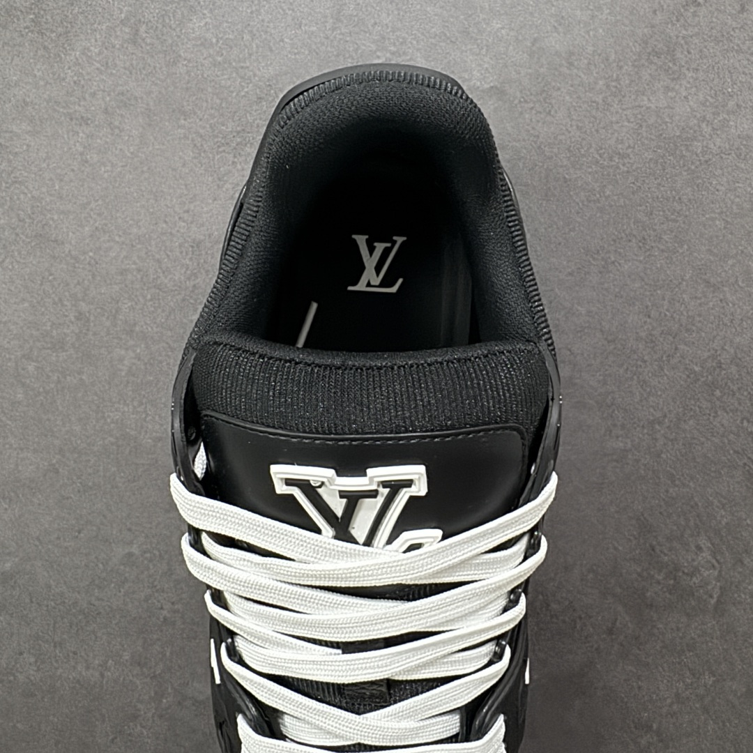 图片[7]-【广东纯原版本】LV Run Away 运动鞋 拼接 Epi 牛皮革和 Monogram 压纹粒面牛皮革，再现传统跑鞋的灵感启发。楔形外底延续标志性设计，品牌字母和标识分饰鞋舌和鞋后。Monogram 压纹粒面牛皮革和 Epi 牛皮革橡胶外底 尺码：35-45 编码：FJB390400-选品中心