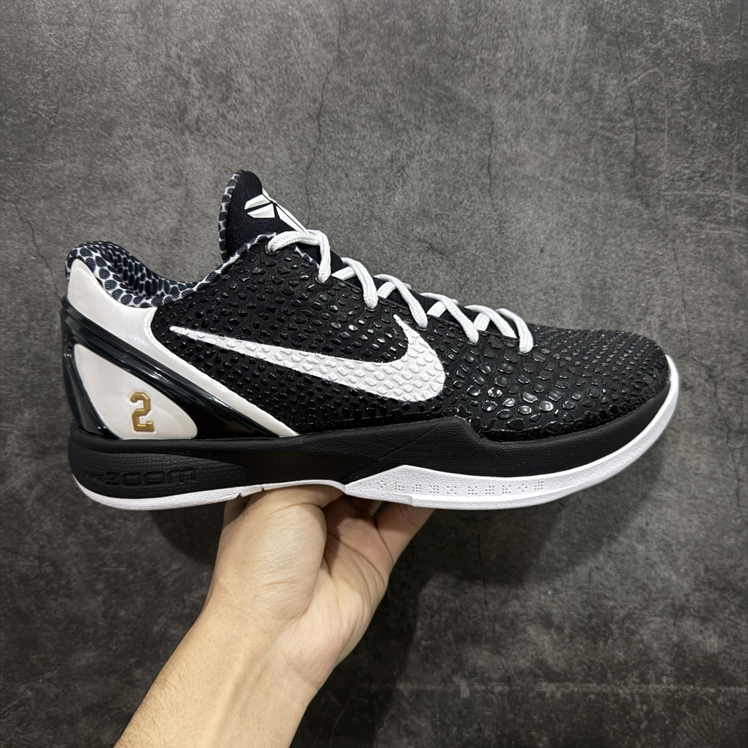 【Star版本】NK Zoom Kobe 6 Protro 科比六代 黑白曼巴 CW2190-002 史上最强复刻 私人团队订单 细节完美对比公司货 前掌超大Zoom Turbo气垫 后掌EVA缓震 真正的原汁原味 还原ZP脚感 全身鞋材卡料色独家定制 唯一正确喷漆工艺Swoosh 正确凹凸蛇鳞工艺 正确鞋面渐变效果 内全置真动飞态线 独立原厂模具 最大尺码达到48.5码 首批不拼图大几率过验 亲测已过 支持各种高强度实战 无需担心 上脚价 补货周期极长 脚宽建议买大半码 科比系列前掌偏窄 不影响二次销售 支持七天无理由退换 尺码:40 40.5 41 42 42.5 43 44 44.5 45 45.5 46 47.5 48.5-选品中心