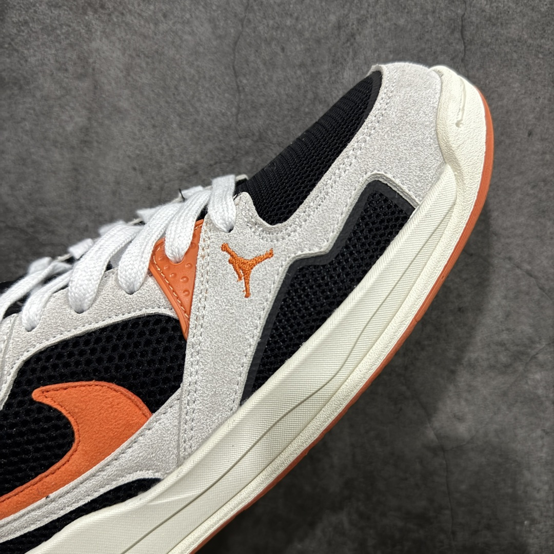 图片[6]-【N版纯原】Jordan CMFT Era 黑橙 HJ6777-018 舒适简约低帮运动鞋 实拍首发 鞋面大面积的网眼透气性拉满 中底的大面积泡棉超级舒适 尺码：36 36.5 37 38.5 39 40 40.5 41 42 42.5 43 44 44.5 45-选品中心