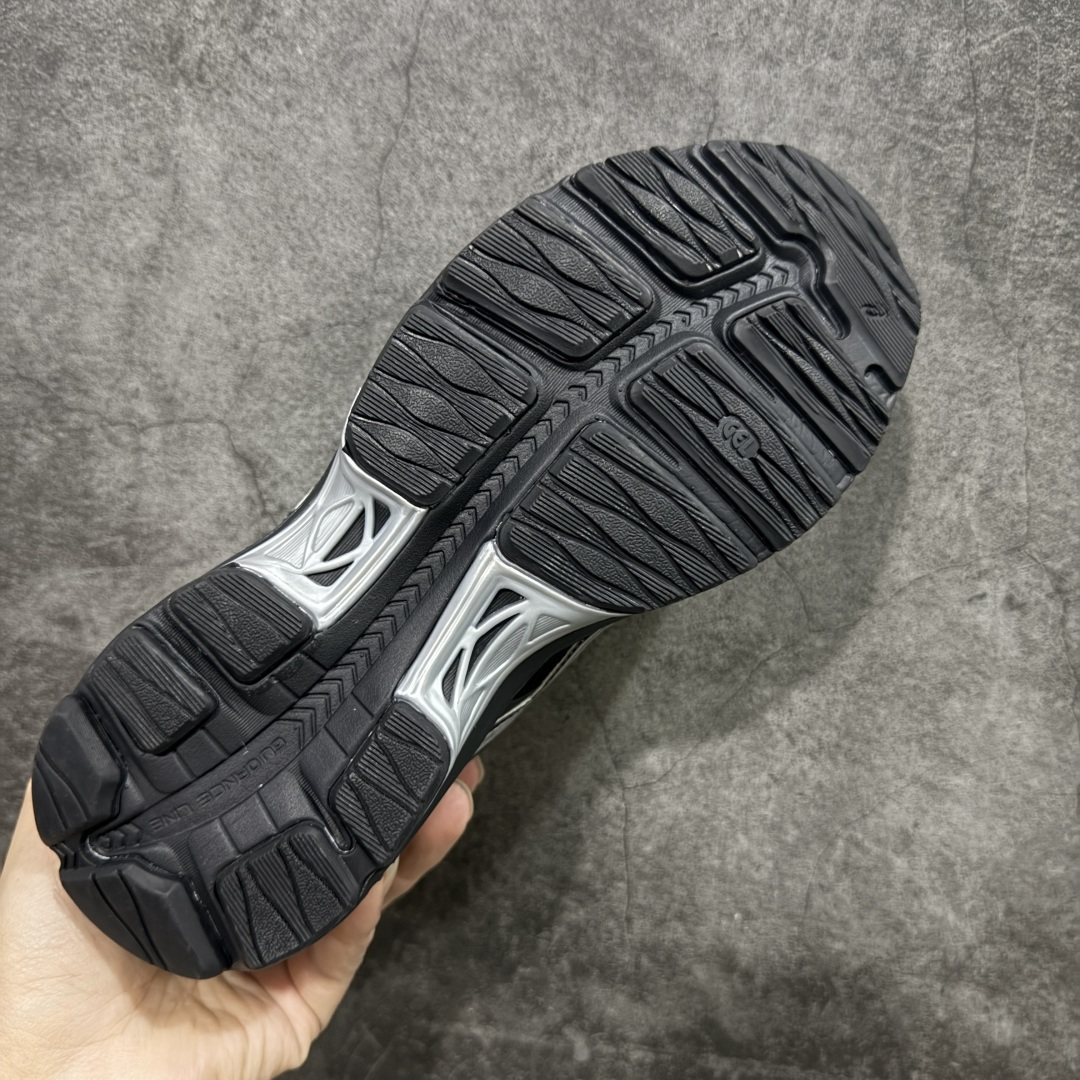 图片[9]-【公司级】Asics/亚瑟士 Gel Sekiran 防滑耐磨 缓震回弹 舒适轻便 支撑 跑鞋 ASICS的亚瑟士运动风尚系列又带来了新的惊喜，Gel Sekiran（凝胶赤炼）运动跑步鞋。这款鞋的设计灵感来自21世纪头十年和第二个十年发布的多款经典跑鞋，包括Gel Nimbus 13、Gel Cumulus 12和Gel Cumulus 17。经典鞋型的细节被巧妙地融入到这款鞋的覆面图案和网面构造中。而鞋底部分则采用了Gel Cumulus 17的鞋底系统，与复古风格的鞋面形成鲜明对比。中底采用FF BLAST™ PLUS ECO缓震材料，提供云感体验；TPU弹性体增强脚趾灵活性，橡胶发泡技术提升回弹性能。适用场景：大体重跑者或需要额外缓震支持的训练场景。 尺码： 36-45含半码 编码： AYB250260-选品中心