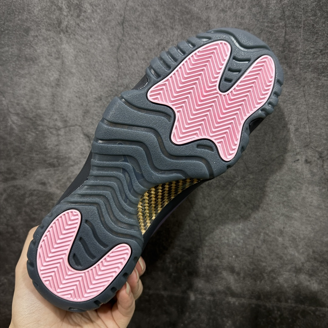 图片[9]-【XP纯原】Air Jordan 11 Retro AJ11 拉斯维加斯 货号：IO8961-553 原厂皮 目前后跟最正确的3D印刷 色泽百分百同步 原纸板 原刀 配件全部一比一高订 完美细节可对比市场版本 专业AJ外贸大厂出品 纯原级别质感 进口头层皮料 中底拉帮线 整体清洁度等各方面细节完全一键转发碾压市面诸多嘴炮\”纯原\” 尺码：40-47.5-选品中心