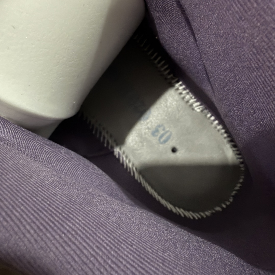 图片[8]-【XP纯原】Air Jordan 11 Retro AJ11 拉斯维加斯 货号：IO8961-553 原厂皮 目前后跟最正确的3D印刷 色泽百分百同步 原纸板 原刀 配件全部一比一高订 完美细节可对比市场版本 专业AJ外贸大厂出品 纯原级别质感 进口头层皮料 中底拉帮线 整体清洁度等各方面细节完全一键转发碾压市面诸多嘴炮\”纯原\” 尺码：40-47.5-选品中心