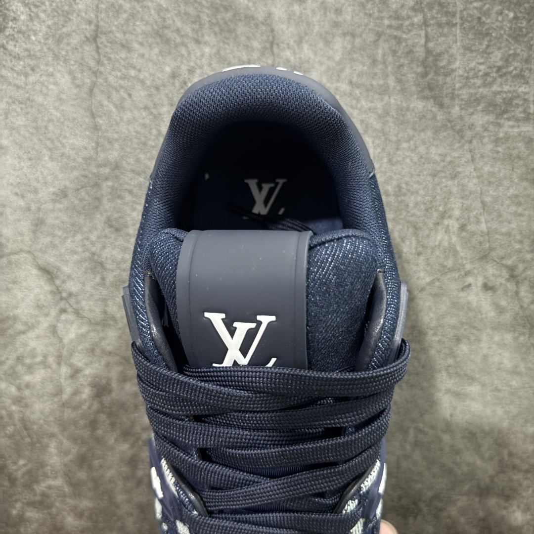 图片[8]-【莞产YS版本】Louis Vuitton Trainer lv时装走秀运动鞋 完美鞋型超高的清洁度 零毛边线头瑕疵 全套原楦原纸版原鞋开模 全网最具灵魂的版型 正确原装黄色鞋盒 正确中底印花 鞋面印花3D高频深度立体 全鞋电脑针车 紧密相连 针距密度一致 环保乳胶注塑鞋垫 厚度脚感还原原版 皮面裁剪部位 统一油边封口工艺 原装橡胶大底含胶量大底组合零偏差 专柜全套包装 防尘袋 说明书 质保卡 男女鞋 尺码： 39 40 41 42 43 44 45-选品中心