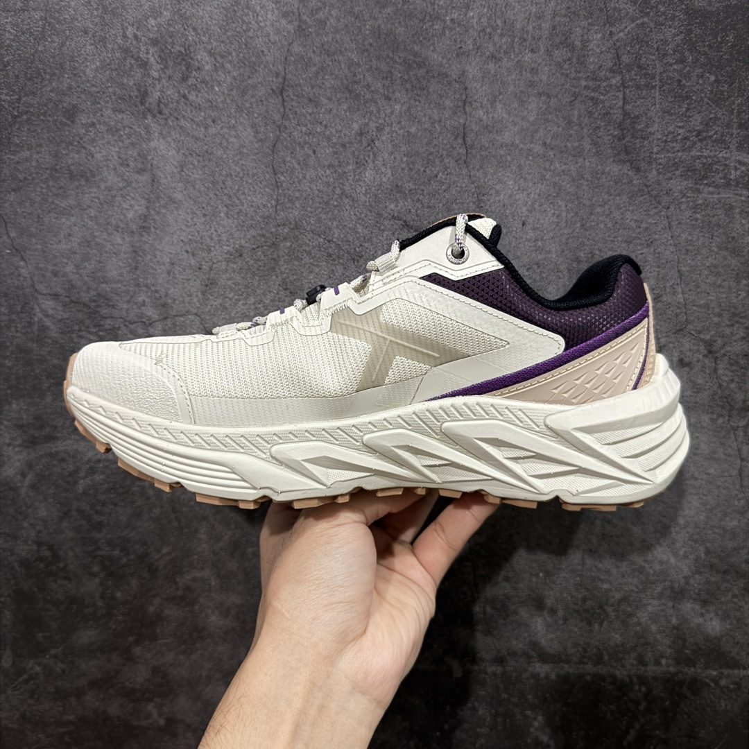 图片[2]-【纯原M版】凯乐石KAILAS 山行-2 透气版 运动户外抓地透气 跑山徒步鞋 凯乐石行云FLT徒步鞋满足了我对春日徒步的全部要求，走了一天都不想脱下来！非常非常的轻，抓地力强还非常防滑，跑跑跳跳都特别轻盈，走了一天也不觉得累。回弹力和支撑力都很好，一直走也没有觉得累。既防水又透气，让双脚保持干爽！ 尺码： 36-45 编码： PFB280290-选品中心