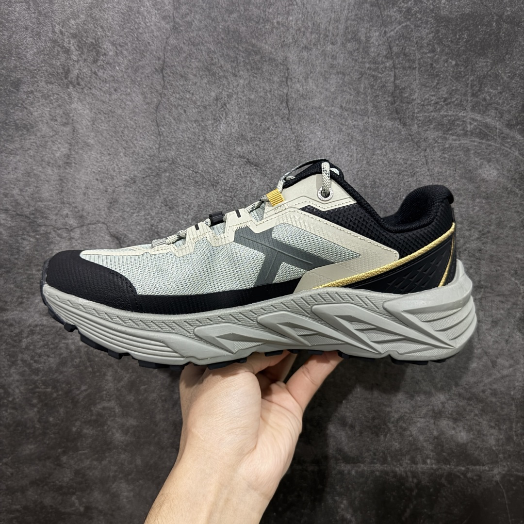 图片[2]-【纯原M版】凯乐石KAILAS 山行-2 透气版 运动户外抓地透气 跑山徒步鞋 凯乐石行云FLT徒步鞋满足了我对春日徒步的全部要求，走了一天都不想脱下来！非常非常的轻，抓地力强还非常防滑，跑跑跳跳都特别轻盈，走了一天也不觉得累。回弹力和支撑力都很好，一直走也没有觉得累。既防水又透气，让双脚保持干爽！ 尺码： 36-45 编码： PFB280290-选品中心