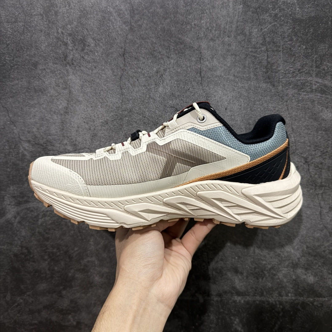 图片[2]-【纯原M版】凯乐石KAILAS 山行-2 透气版 运动户外抓地透气 跑山徒步鞋 凯乐石行云FLT徒步鞋满足了我对春日徒步的全部要求，走了一天都不想脱下来！非常非常的轻，抓地力强还非常防滑，跑跑跳跳都特别轻盈，走了一天也不觉得累。回弹力和支撑力都很好，一直走也没有觉得累。既防水又透气，让双脚保持干爽！ 尺码： 36-45 编码： PFB280290-选品中心