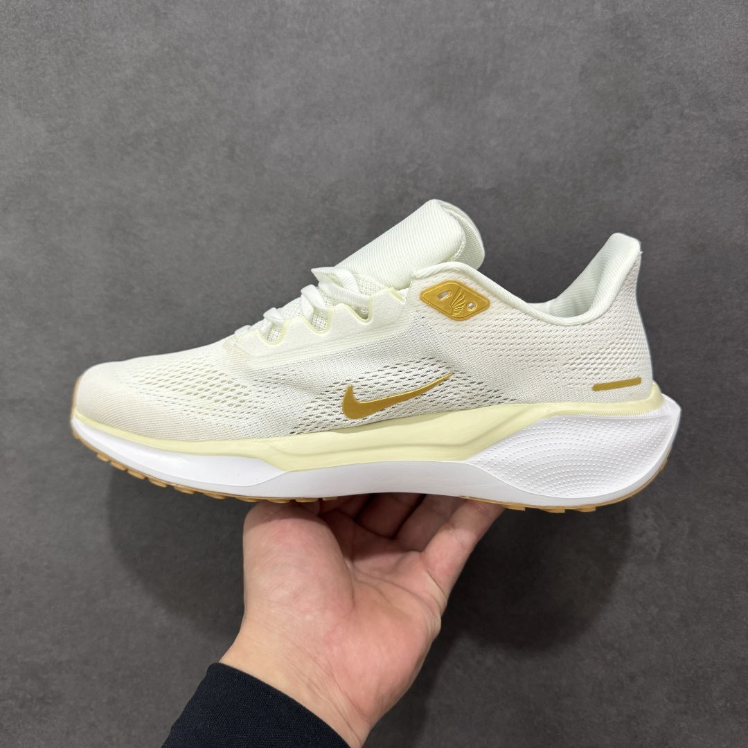 图片[2]-【GQ福利】奥莱ZP单 专柜货品 Nike Pegasus 41 代飞马专业跑鞋 5000双极限清仓 售后无忧 NK Air Zoom Pegasus 41登月 飞马跑鞋 鞋面采用外层由韧性纱线+内层网眼布的设计，在确保稳定性和耐久性的同时，也保证了贴合舒适及透气性能 此外，鞋带孔也从飞线变为全新板带设计，提供更加舒适的锁定贴合 中底方面为 全掌react泡棉+内嵌前后掌双Zoom Air气垫的配置组合，经典的华夫格大底则能确保抓地 尺码：36-45 货号：FD2723-005 编码：QGA180190-选品中心