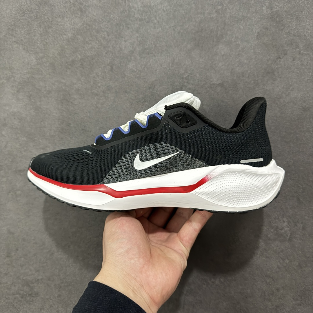 图片[2]-【GQ福利】奥莱ZP单 专柜货品 Nike Pegasus 41 代飞马专业跑鞋 5000双极限清仓 售后无忧 NK Air Zoom Pegasus 41登月 飞马跑鞋 鞋面采用外层由韧性纱线+内层网眼布的设计，在确保稳定性和耐久性的同时，也保证了贴合舒适及透气性能 此外，鞋带孔也从飞线变为全新板带设计，提供更加舒适的锁定贴合 中底方面为 全掌react泡棉+内嵌前后掌双Zoom Air气垫的配置组合，经典的华夫格大底则能确保抓地 尺码：36-45 货号：FD2722-009 编码：QGA180190-选品中心