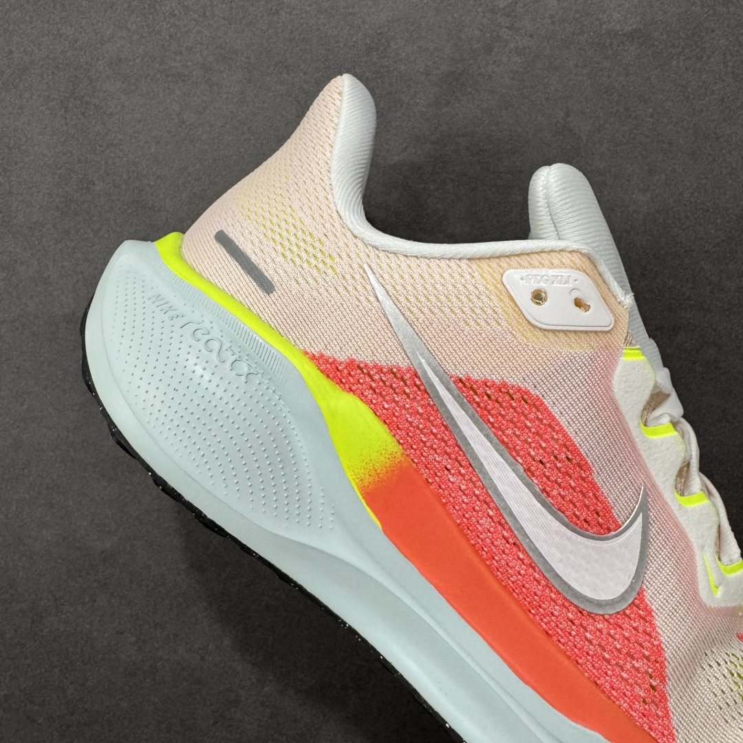 图片[6]-【GQ福利】奥莱ZP单 专柜货品 Nike Pegasus 41 代飞马专业跑鞋 5000双极限清仓 售后无忧 NK Air Zoom Pegasus 41登月 飞马跑鞋 鞋面采用外层由韧性纱线+内层网眼布的设计，在确保稳定性和耐久性的同时，也保证了贴合舒适及透气性能 此外，鞋带孔也从飞线变为全新板带设计，提供更加舒适的锁定贴合 中底方面为 全掌react泡棉+内嵌前后掌双Zoom Air气垫的配置组合，经典的华夫格大底则能确保抓地 尺码：36-45 货号：FD2722-100 编码：QGA180190-选品中心