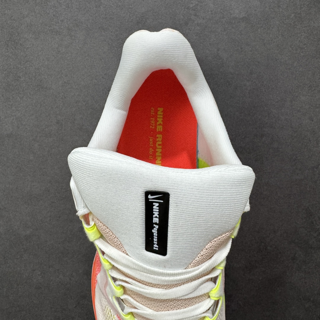 图片[7]-【GQ福利】奥莱ZP单 专柜货品 Nike Pegasus 41 代飞马专业跑鞋 5000双极限清仓 售后无忧 NK Air Zoom Pegasus 41登月 飞马跑鞋 鞋面采用外层由韧性纱线+内层网眼布的设计，在确保稳定性和耐久性的同时，也保证了贴合舒适及透气性能 此外，鞋带孔也从飞线变为全新板带设计，提供更加舒适的锁定贴合 中底方面为 全掌react泡棉+内嵌前后掌双Zoom Air气垫的配置组合，经典的华夫格大底则能确保抓地 尺码：36-45 货号：FD2722-100 编码：QGA180190-选品中心