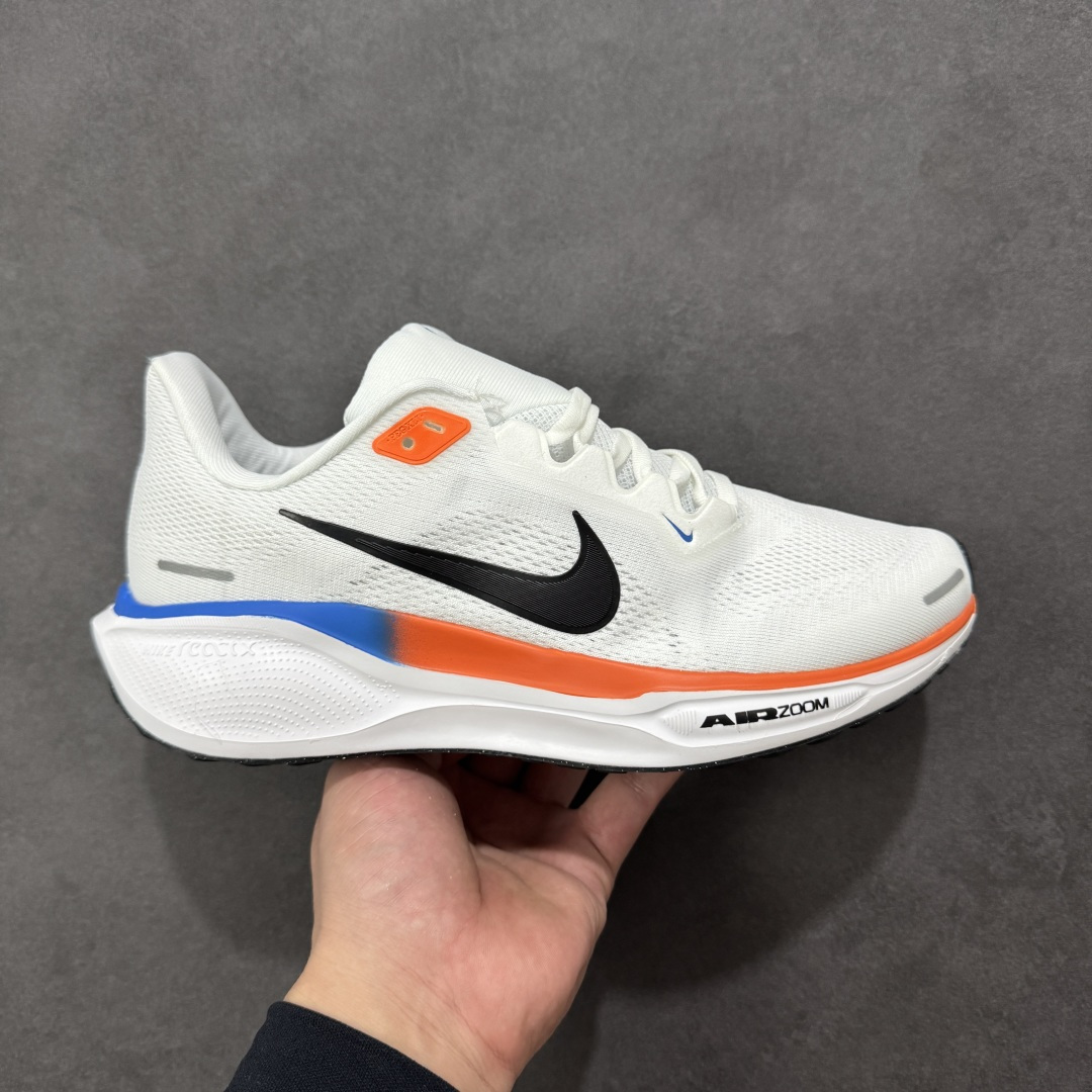 【GQ福利】奥莱ZP单 专柜货品 Nike Pegasus 41 代飞马专业跑鞋 5000双极限清仓 售后无忧 NK Air Zoom Pegasus 41登月 飞马跑鞋 鞋面采用外层由韧性纱线+内层网眼布的设计,在确保稳定性和耐久性的同时,也保证了贴合舒适及透气性能 此外,鞋带孔也从飞线变为全新板带设计,提供更加舒适的锁定贴合 中底方面为 全掌react泡棉+内嵌前后掌双Zoom Air气垫的配置组合,经典的华夫格大底则能确保抓地 尺码:36-45 货号:FD2722-006 编码:QGA180190-选品中心