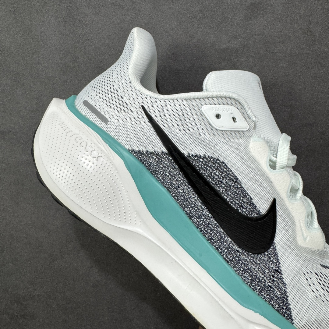 图片[6]-【GQ福利】奥莱ZP单 专柜货品 Nike Pegasus 41 代飞马专业跑鞋 5000双极限清仓 售后无忧 NK Air Zoom Pegasus 41登月 飞马跑鞋 鞋面采用外层由韧性纱线+内层网眼布的设计，在确保稳定性和耐久性的同时，也保证了贴合舒适及透气性能 此外，鞋带孔也从飞线变为全新板带设计，提供更加舒适的锁定贴合 中底方面为 全掌react泡棉+内嵌前后掌双Zoom Air气垫的配置组合，经典的华夫格大底则能确保抓地 尺码：36-45 货号：FD2722-103 编码：QGA180190-选品中心