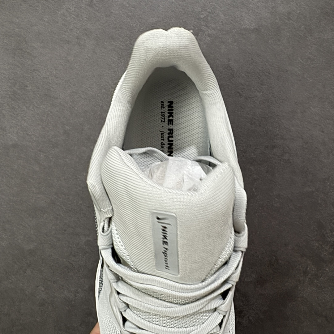 图片[7]-【GQ福利】奥莱ZP单 专柜货品 Nike Pegasus 41 代飞马专业跑鞋 5000双极限清仓 售后无忧 NK Air Zoom Pegasus 41登月 飞马跑鞋 鞋面采用外层由韧性纱线+内层网眼布的设计，在确保稳定性和耐久性的同时，也保证了贴合舒适及透气性能 此外，鞋带孔也从飞线变为全新板带设计，提供更加舒适的锁定贴合 中底方面为 全掌react泡棉+内嵌前后掌双Zoom Air气垫的配置组合，经典的华夫格大底则能确保抓地 尺码：36-45 货号：FD2722-022 编码：QGA180190-选品中心