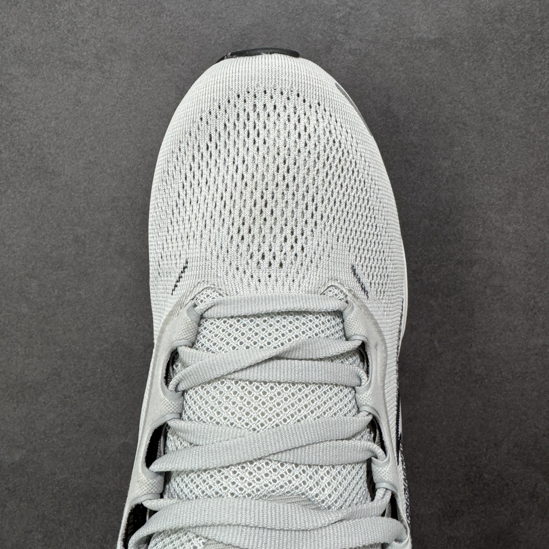 图片[8]-【GQ福利】奥莱ZP单 专柜货品 Nike Pegasus 41 代飞马专业跑鞋 5000双极限清仓 售后无忧 NK Air Zoom Pegasus 41登月 飞马跑鞋 鞋面采用外层由韧性纱线+内层网眼布的设计，在确保稳定性和耐久性的同时，也保证了贴合舒适及透气性能 此外，鞋带孔也从飞线变为全新板带设计，提供更加舒适的锁定贴合 中底方面为 全掌react泡棉+内嵌前后掌双Zoom Air气垫的配置组合，经典的华夫格大底则能确保抓地 尺码：36-45 货号：FD2722-022 编码：QGA180190-选品中心