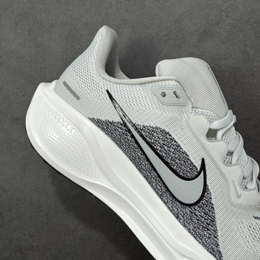 图片[6]-【GQ福利】奥莱ZP单 专柜货品 Nike Pegasus 41 代飞马专业跑鞋 5000双极限清仓 售后无忧 NK Air Zoom Pegasus 41登月 飞马跑鞋 鞋面采用外层由韧性纱线+内层网眼布的设计，在确保稳定性和耐久性的同时，也保证了贴合舒适及透气性能 此外，鞋带孔也从飞线变为全新板带设计，提供更加舒适的锁定贴合 中底方面为 全掌react泡棉+内嵌前后掌双Zoom Air气垫的配置组合，经典的华夫格大底则能确保抓地 尺码：36-45 货号：FD2722-022 编码：QGA180190-选品中心