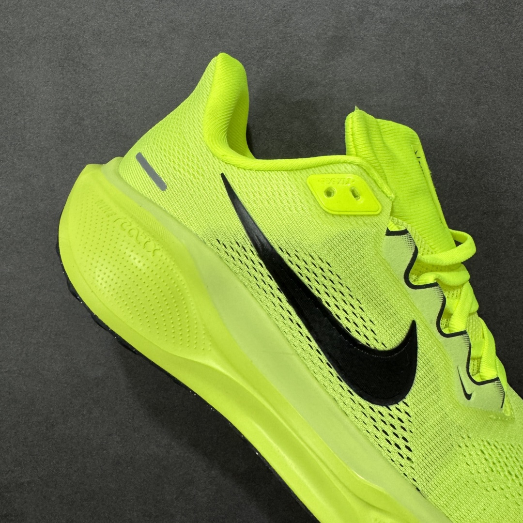 图片[6]-【GQ福利】奥莱ZP单 专柜货品 Nike Pegasus 41 代飞马专业跑鞋 5000双极限清仓 售后无忧 NK Air Zoom Pegasus 41登月 飞马跑鞋 鞋面采用外层由韧性纱线+内层网眼布的设计，在确保稳定性和耐久性的同时，也保证了贴合舒适及透气性能 此外，鞋带孔也从飞线变为全新板带设计，提供更加舒适的锁定贴合 中底方面为 全掌react泡棉+内嵌前后掌双Zoom Air气垫的配置组合，经典的华夫格大底则能确保抓地 尺码：36-45 编码：QGA180190-选品中心