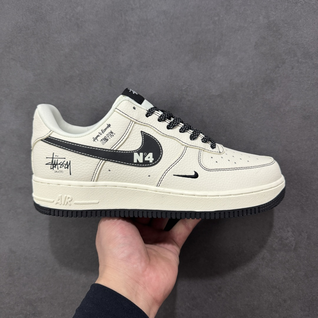 【定制版】NIke Air Force 1 \'07 Low “斯图西联名--经典白黑” 空军一号低帮 运动鞋 休闲鞋 折边针车 工艺难度大 原楦头原纸板 高端定制鞋盒 原厂鞋底 超高清洁度 细节完美 货号:DD1982-329 尺码:36 36.5 37.5 38 38.5 39 40 40.5 41 42 42.5 43 44 44.5 45-选品中心