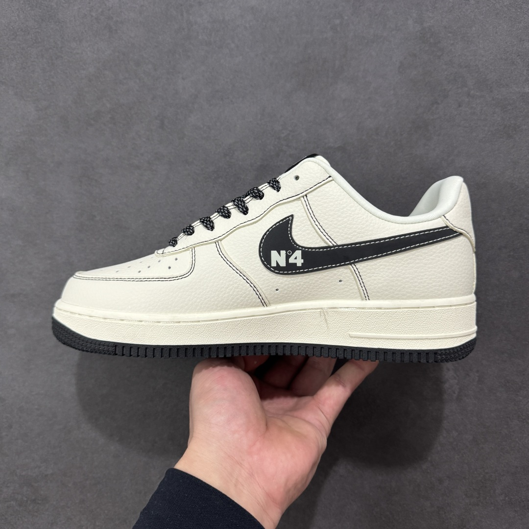 图片[2]-【定制版】NIke Air Force 1 \’07 Low “斯图西联名–经典白黑” 空军一号低帮 运动鞋 休闲鞋 折边针车 工艺难度大 原楦头原纸板 高端定制鞋盒 原厂鞋底 超高清洁度 细节完美 货号：DD1982-329 尺码：36 36.5 37.5 38 38.5 39 40 40.5 41 42 42.5 43 44 44.5 45-选品中心