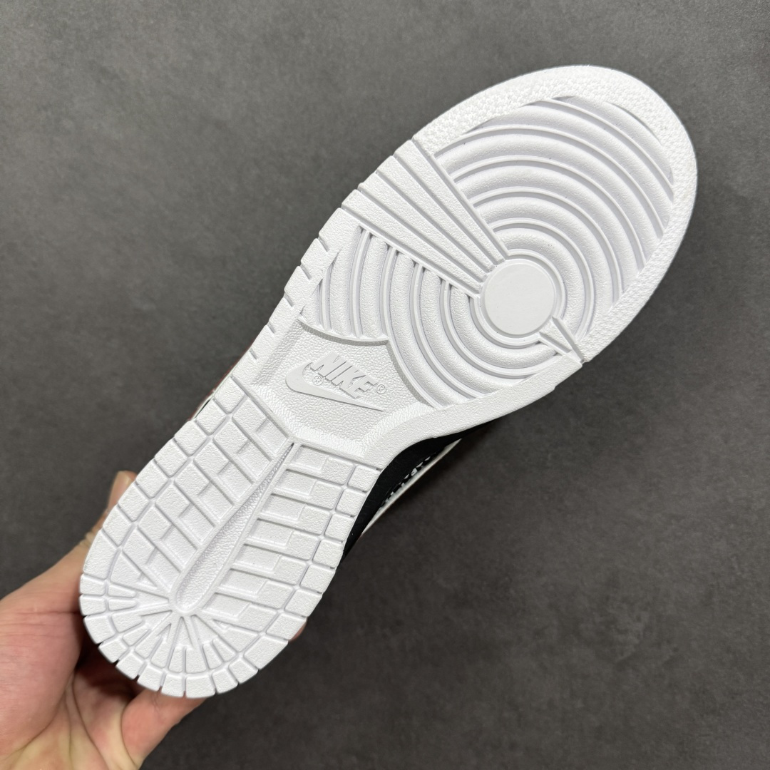 图片[9]-【定制版】Nike SB Dunk Low“字母黑红勾” 周年高端定制 低帮休闲板鞋 定制鞋盒 大厂纯原品质出货 超高清洁度 皮料切割干净无任何毛边 细节完美 货号：KK1333-051 尺码：36 36.5 37.5 38 38.5 39 40 40.5 41 42 42.5 43 44 44.5 45-选品中心