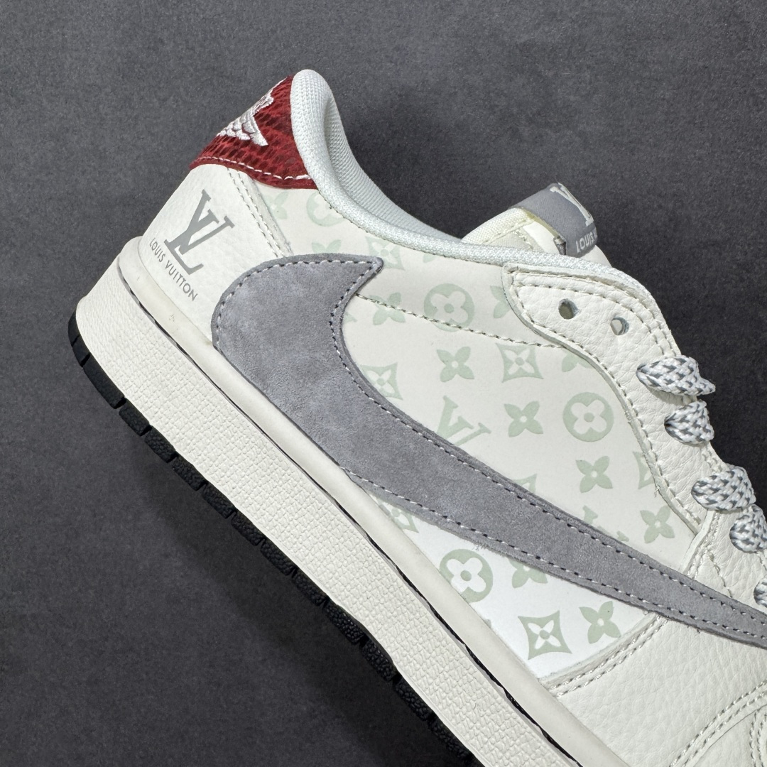 图片[6]-【定制版】Travis Scott x Jordan 1 Low “LV联名——印花米灰红” 高端定制 乔丹倒勾低帮休闲板鞋 大厂纯原品质出货 纯正版型 定制鞋盒 皮料切割干净无任何毛边 细节完美 超高清洁度 货号：QW5088-209 尺码：36 36.5 37.5 38 38.5 39 40 40.5 41 42 42.5 43 44 44.5 45-选品中心